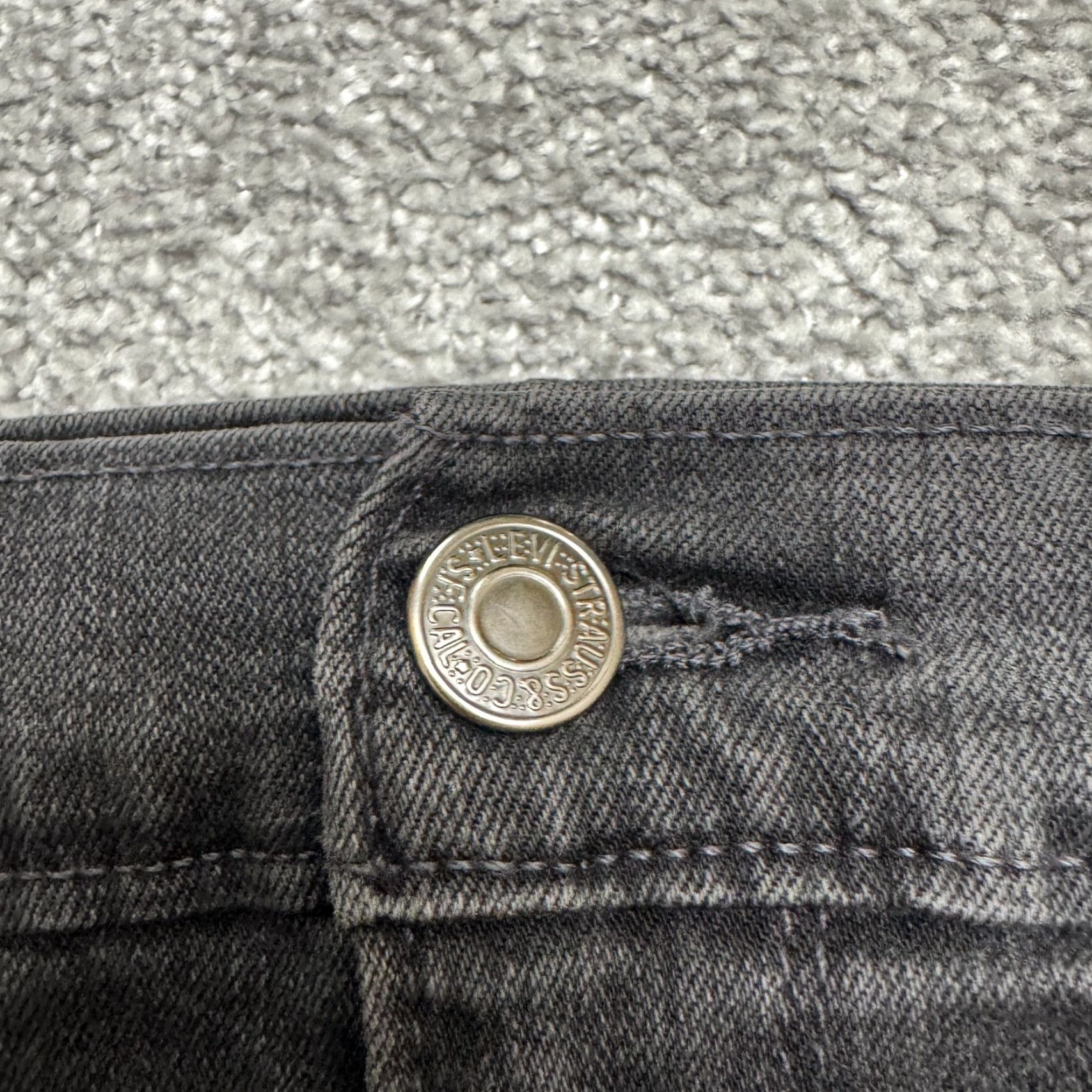 Levi's Levi's 710 Jeans Womens 30 Black Mid Rise Distressed Stretch Denim Skinny Pocket Zipper Button Size 30" / US 8 / IT 44 - 3 Thumbnail