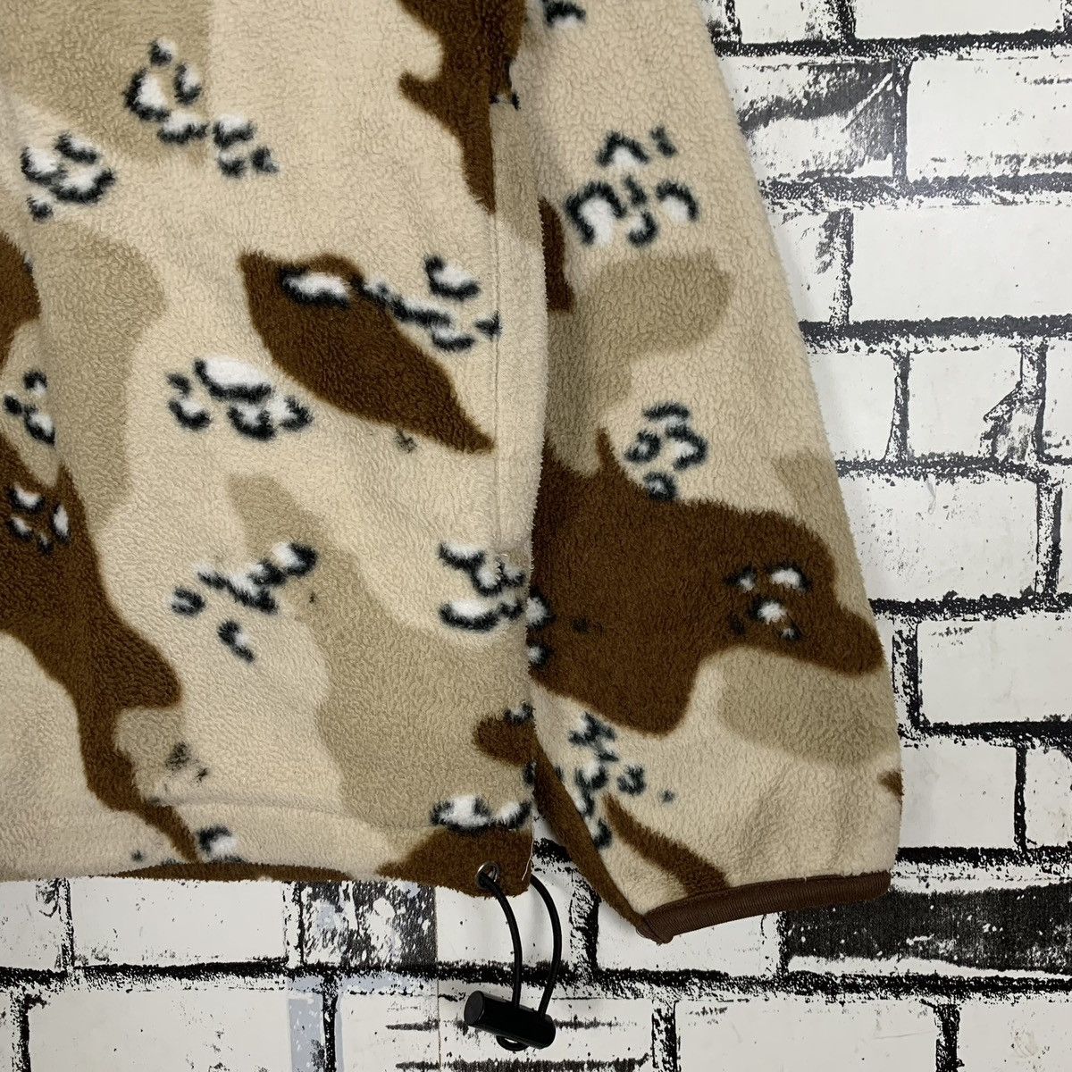Other Vintage Military Fleece Camouflage Chocolate Chips Jacket Size US L / EU 52-54 / 3 - 9 Thumbnail