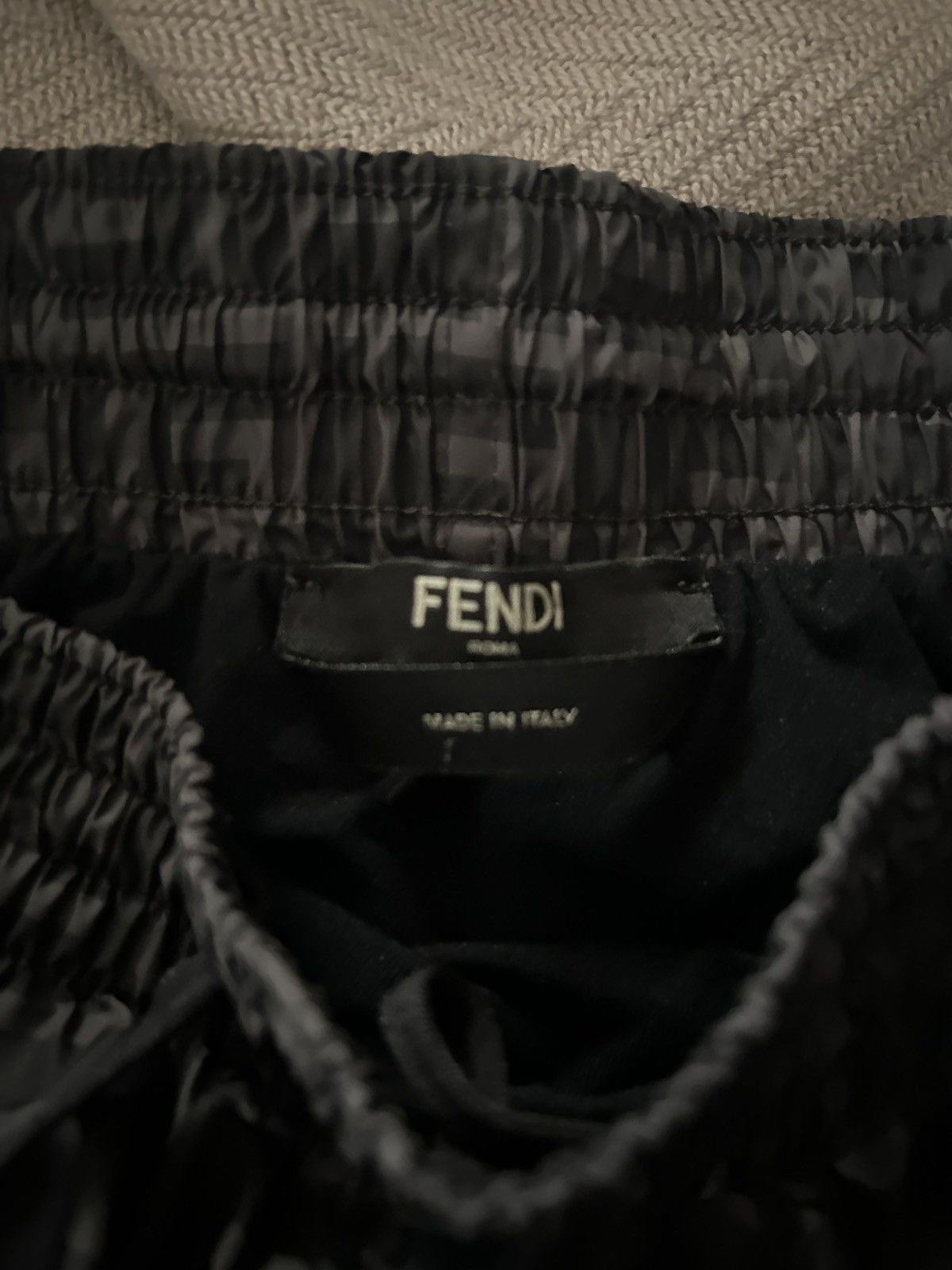 Fendi Fendi swim trunks size 50 Size US 44 / EU 60 - 2 Thumbnail