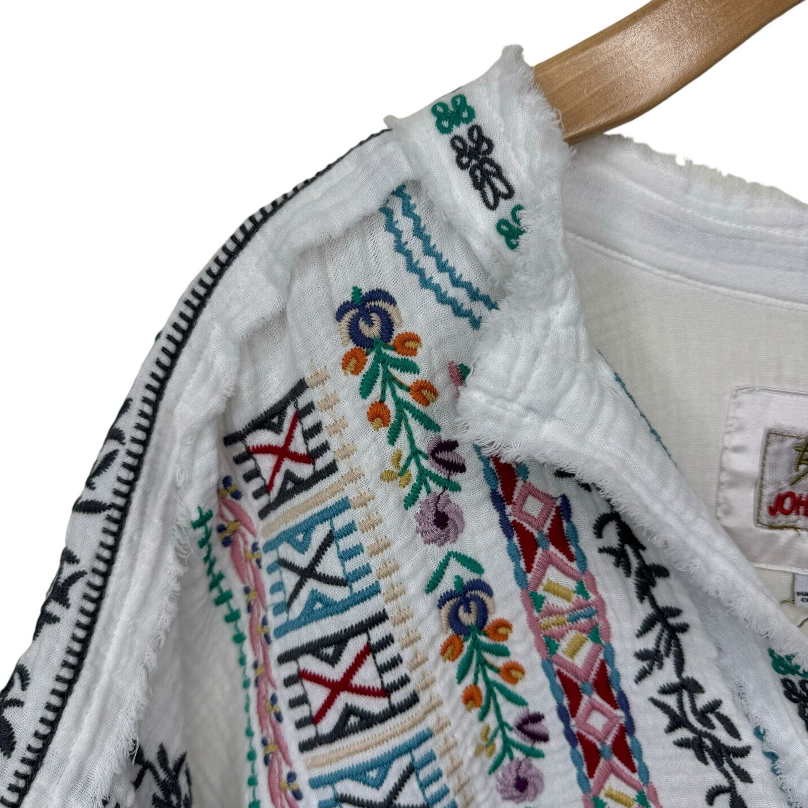 Johnny Was Johnny Was Radlie Blouse Embroidered Natural SMALL NWT Size S / US 4 / IT 40 - 8 Thumbnail