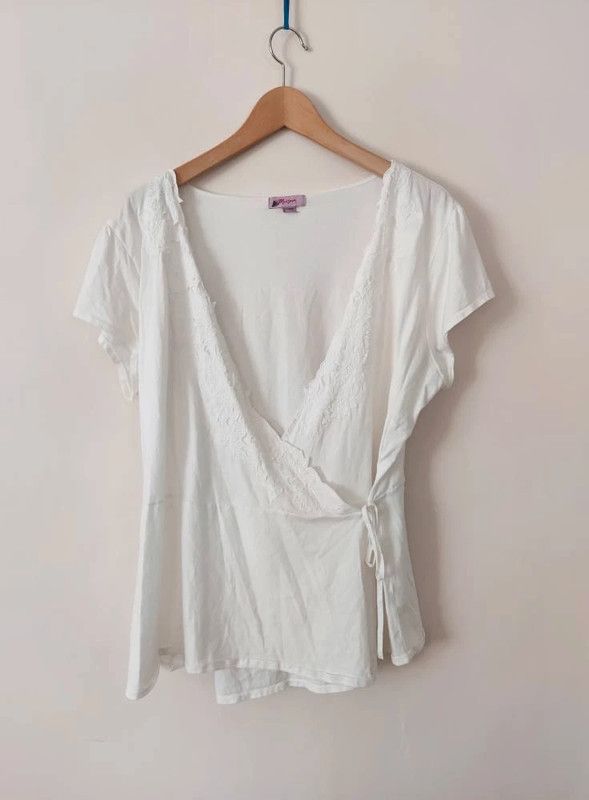 The Difference Monsoon vintage wrap top 22 Size 4XL / US 24-26 - 3 Thumbnail