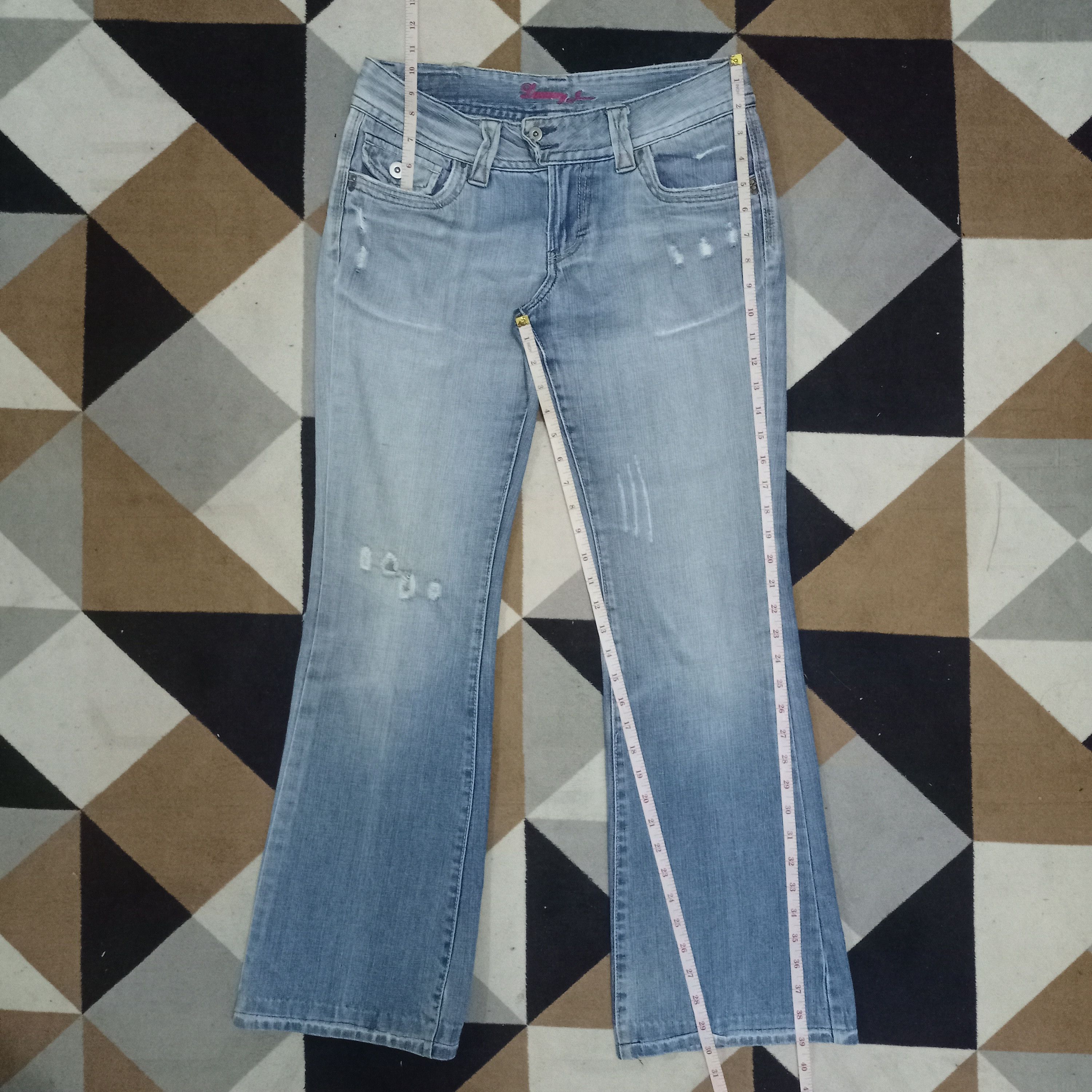 Japanese Brand Vintage Japanese Brand Blue Wash Distressed Flare Jeans Size 32" / US 10 / IT 46 - 10 Thumbnail