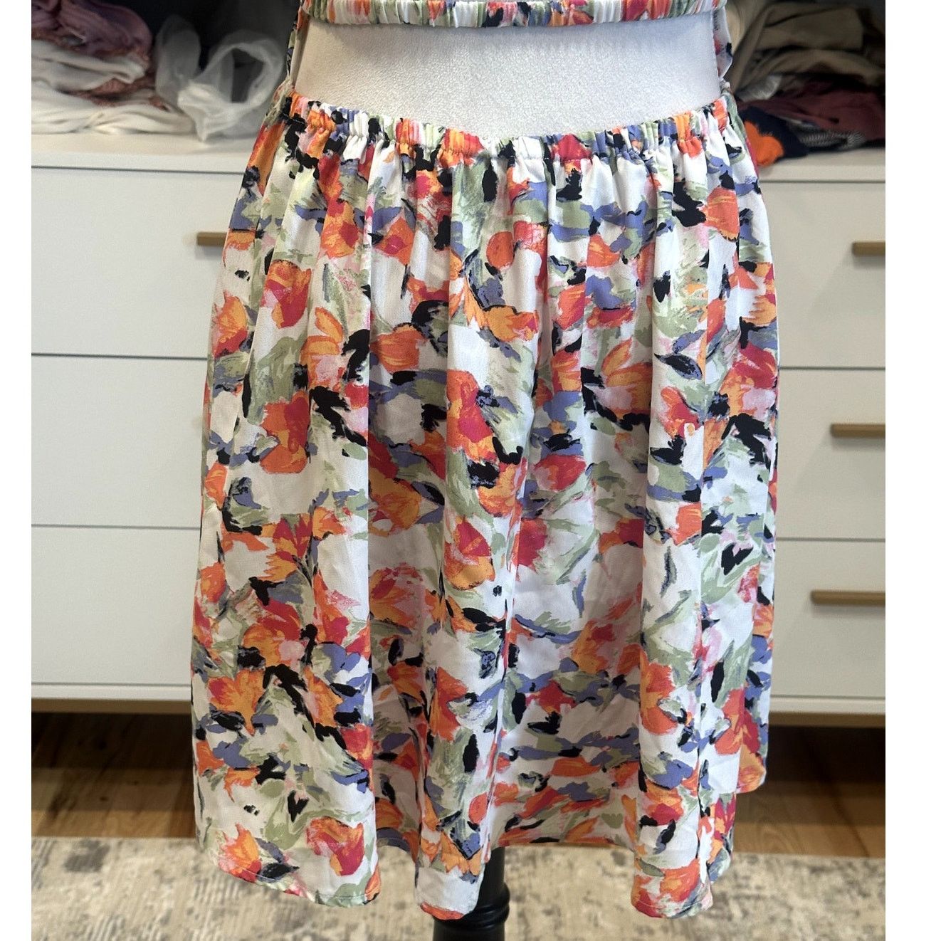 Other Vero Moda NWT S Sleeveless Floral Mini Dress Open Back NWT Size S / US 4 / IT 40 - 8 Thumbnail