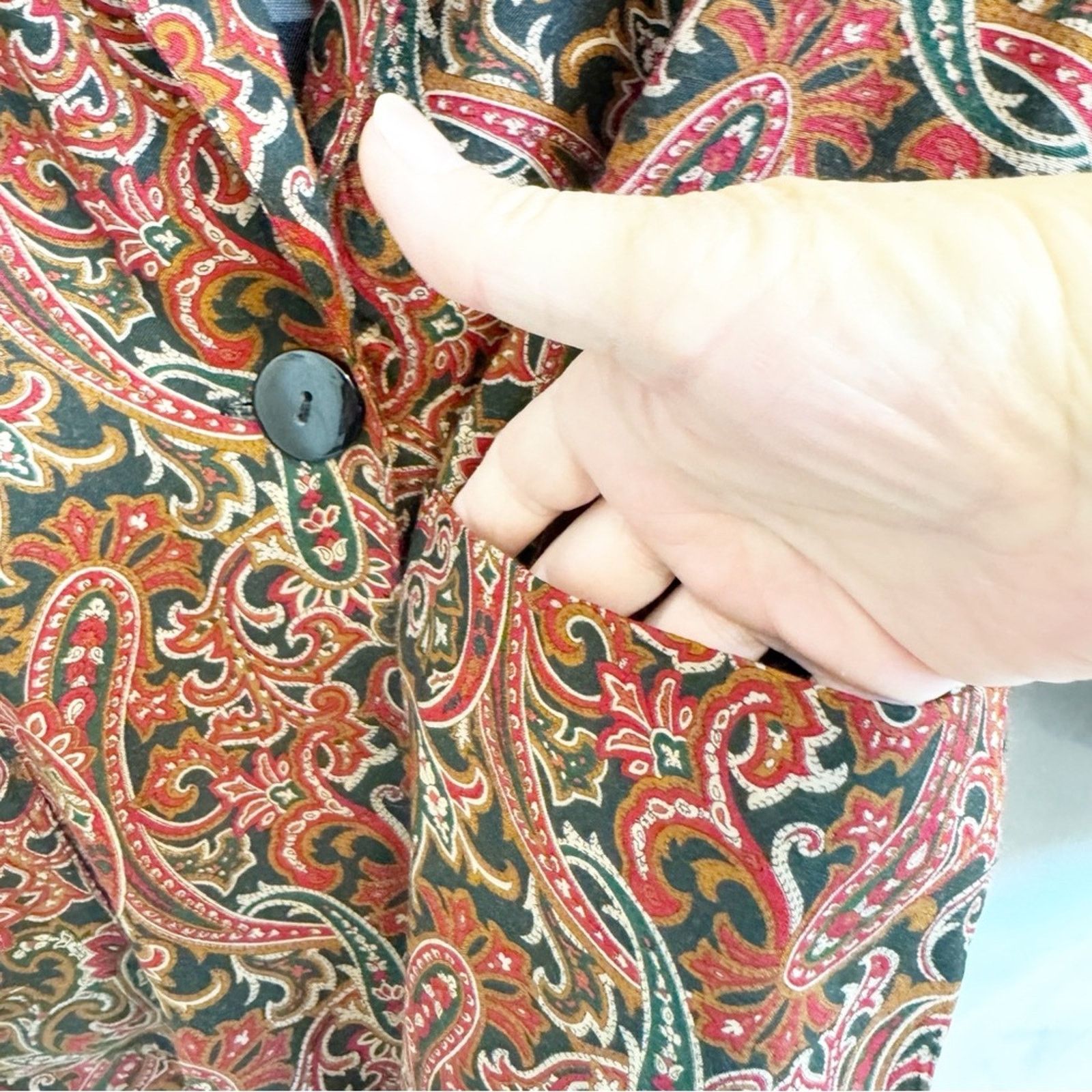 Vintage Vintage Rust Black Paisley Satin Cuff Button Blazer Womens S Size S / US 4 / IT 40 - 7 Thumbnail