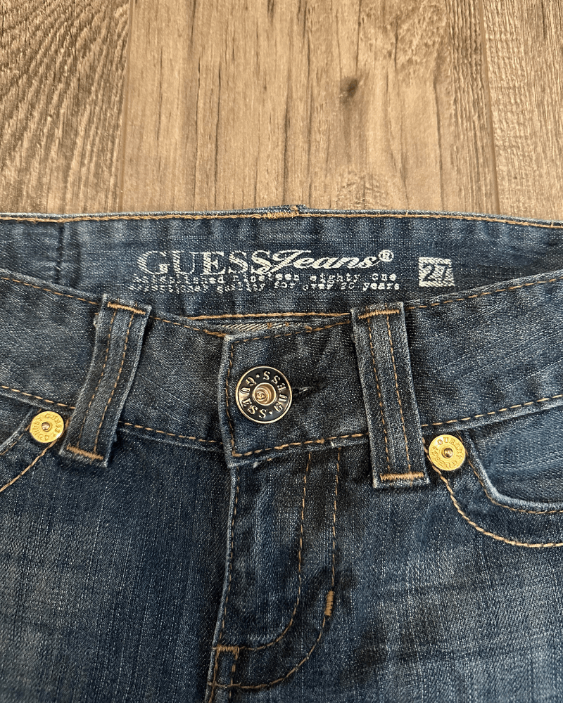 Guess Vintage Y2K Guess Women's Denim Jean Shorts - Size 27 Size 27" / US 4 / IT 40 - 4 Thumbnail