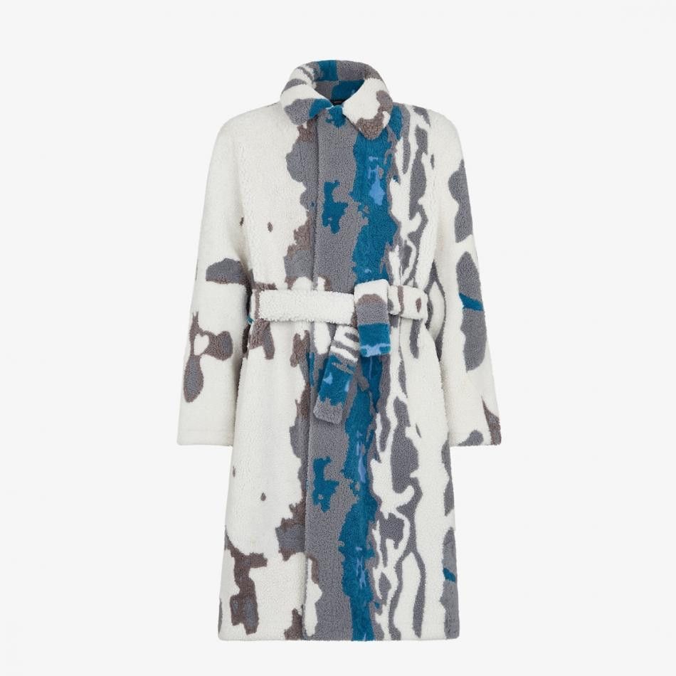Fendi o1loc1c0124 Shearling in White Size US XL / EU 56 / 4 - 2 Thumbnail