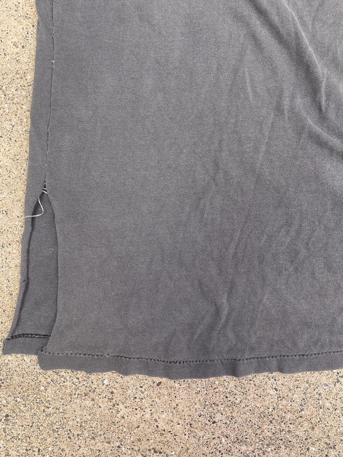 Band Tees Iron Maiden VTG 1997 band distressed Tshirt Size US M / EU 48-50 / 2 - 6 Thumbnail
