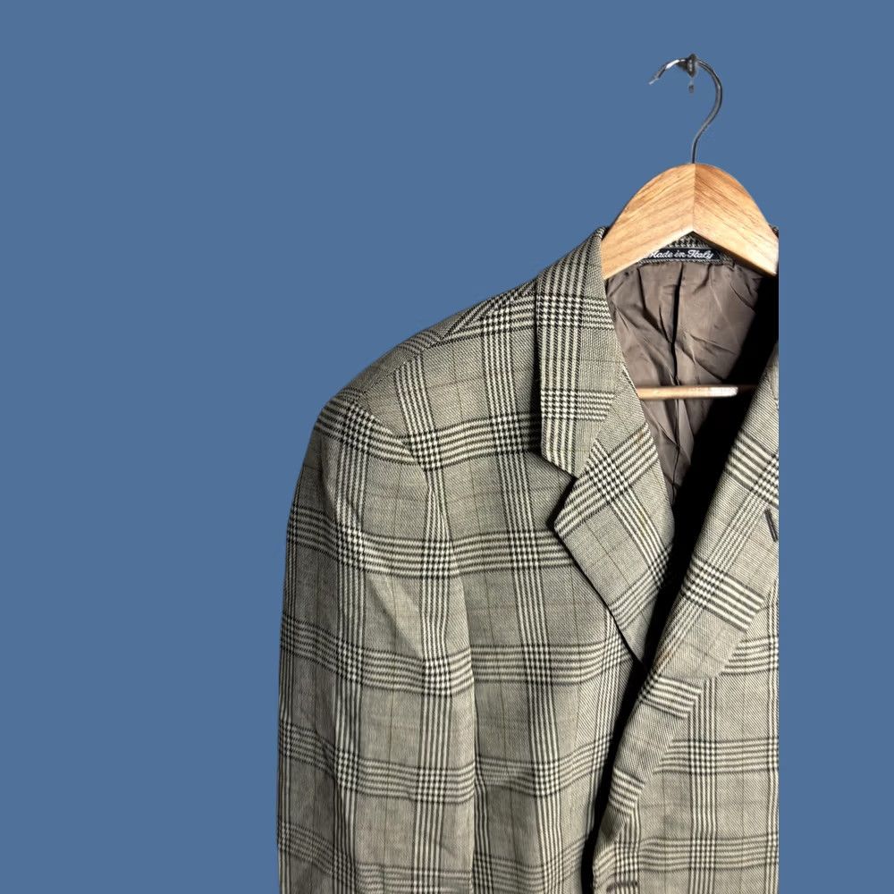 Giorgio Armani Giorgio Armani Sport Coat Mens 46 Gray Plaid Pure Virgin Wool Made In Italy Size US S / EU 44-46 / 1 - 1 Thumbnail
