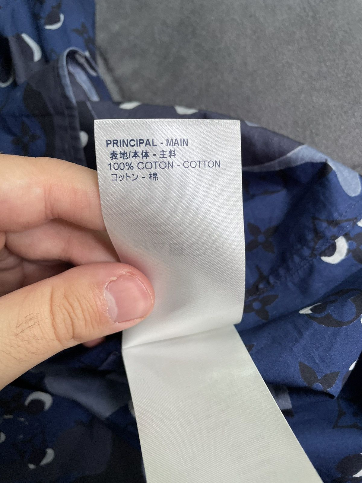 Louis Vuitton Louis Vuitton Blue Camo Monogram Shirt Size US XL / EU 56 / 4 - 12 Thumbnail