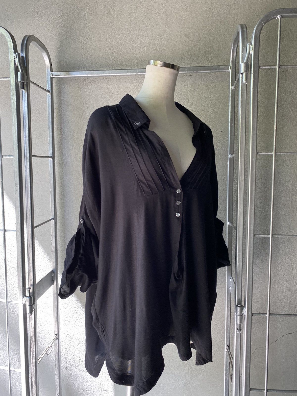 Marithe + Francois Girbaud MARITHE+ FRANÇOIS GIRBAUD Black Blouse Size M / US 6-8 / IT 42-44 - 11 Thumbnail
