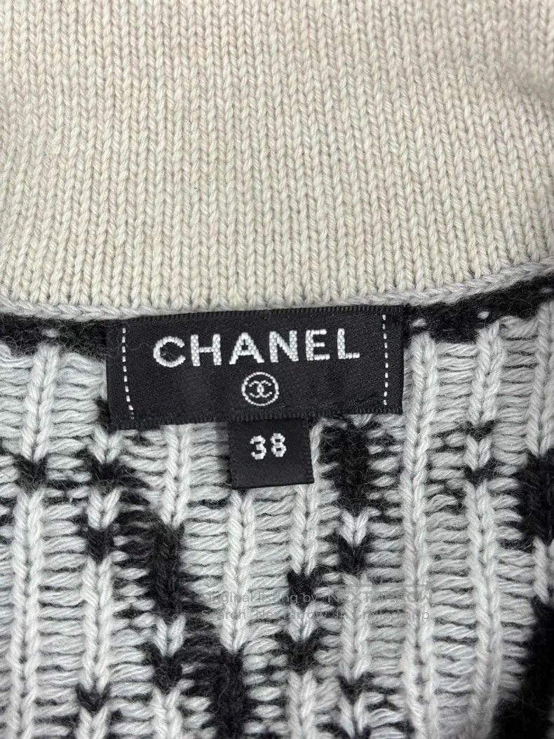 Chanel Chanel Colour block No. 5 letter cashmere knitted cardigan Size XS / US 0-2 / IT 36-38 - 4 Thumbnail
