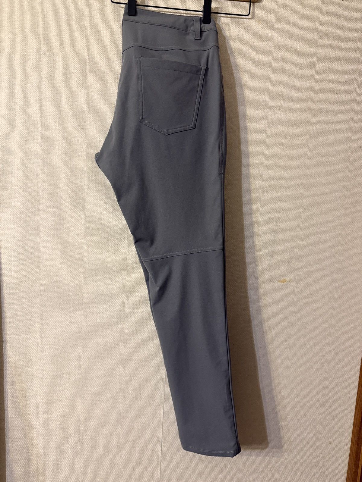 Lululemon ABC Classic-Fit 5 Pocket Pant 30L Lululemon pants size 32 Size US 32 / EU 48 - 12 Thumbnail