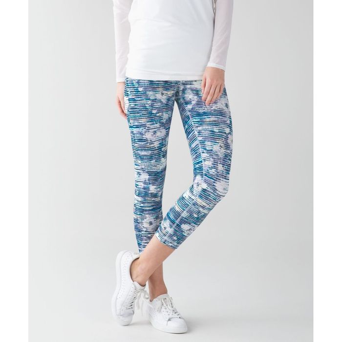 Lululemon Lululemon Wunder Under Pant Roll Down Leggings Women's Size 2  Floral Sport Iris