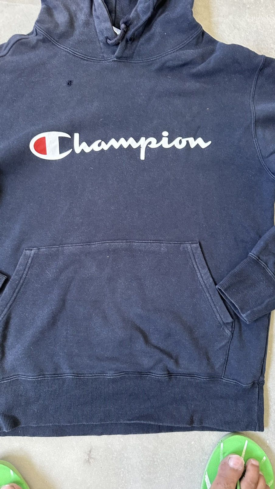 Champion VINTAGE CHAMPION DISTRESSED HOODIE Size US M / EU 48-50 / 2 - 3 Thumbnail
