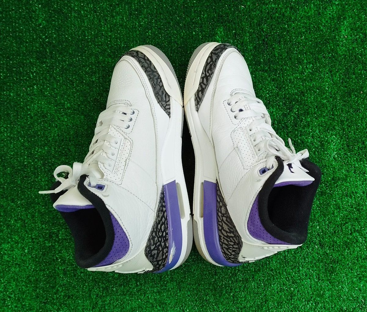 Jordan Brand Air Jordan 3 Dark Iris Size US 5 / EU 37 - 4 Thumbnail