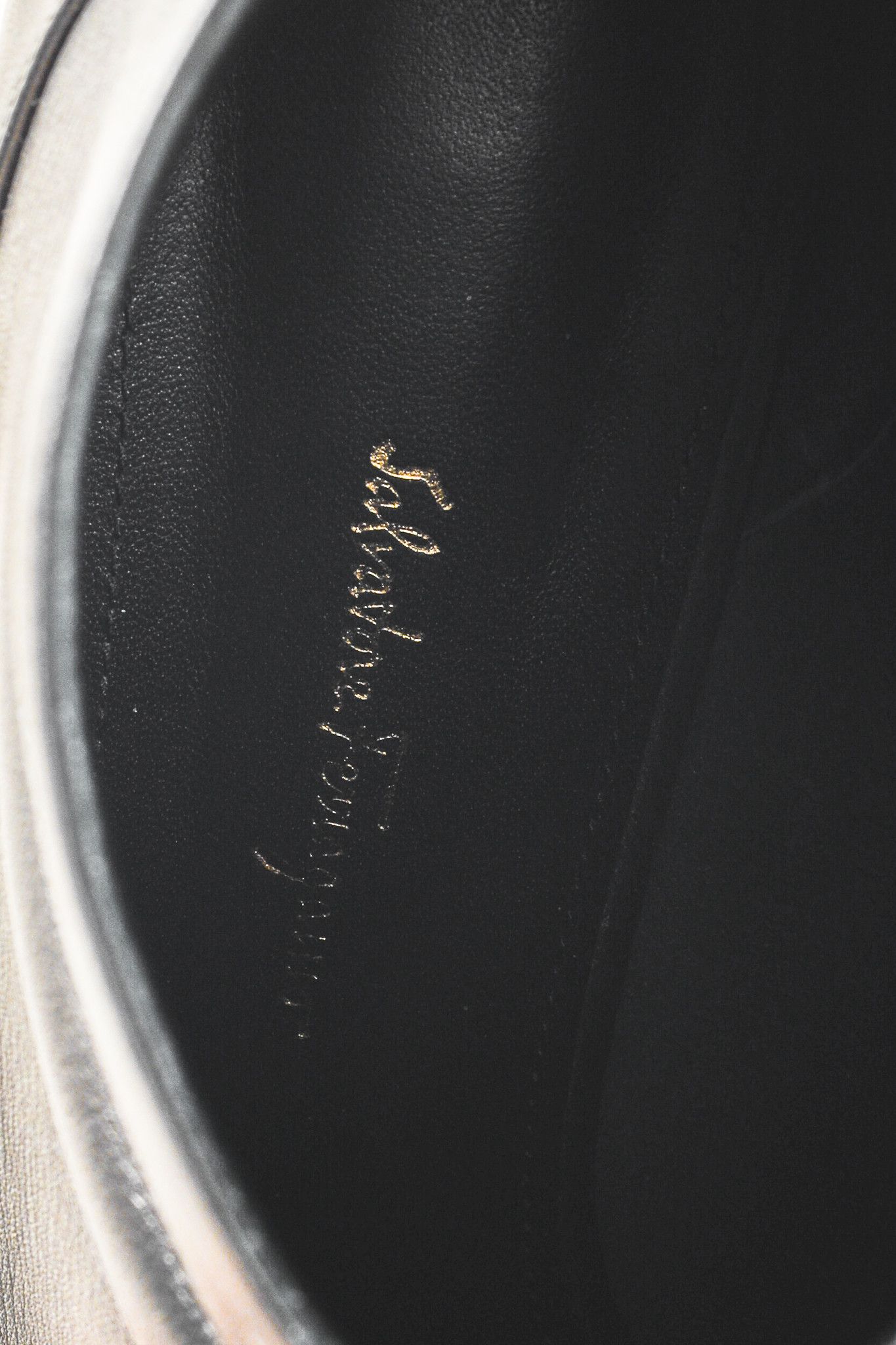 Salvatore Ferragamo Salvatore Ferragamo Atri Glossy Cap Toe Leather Ankle Boot Size US 10 / IT 40 - 11 Thumbnail