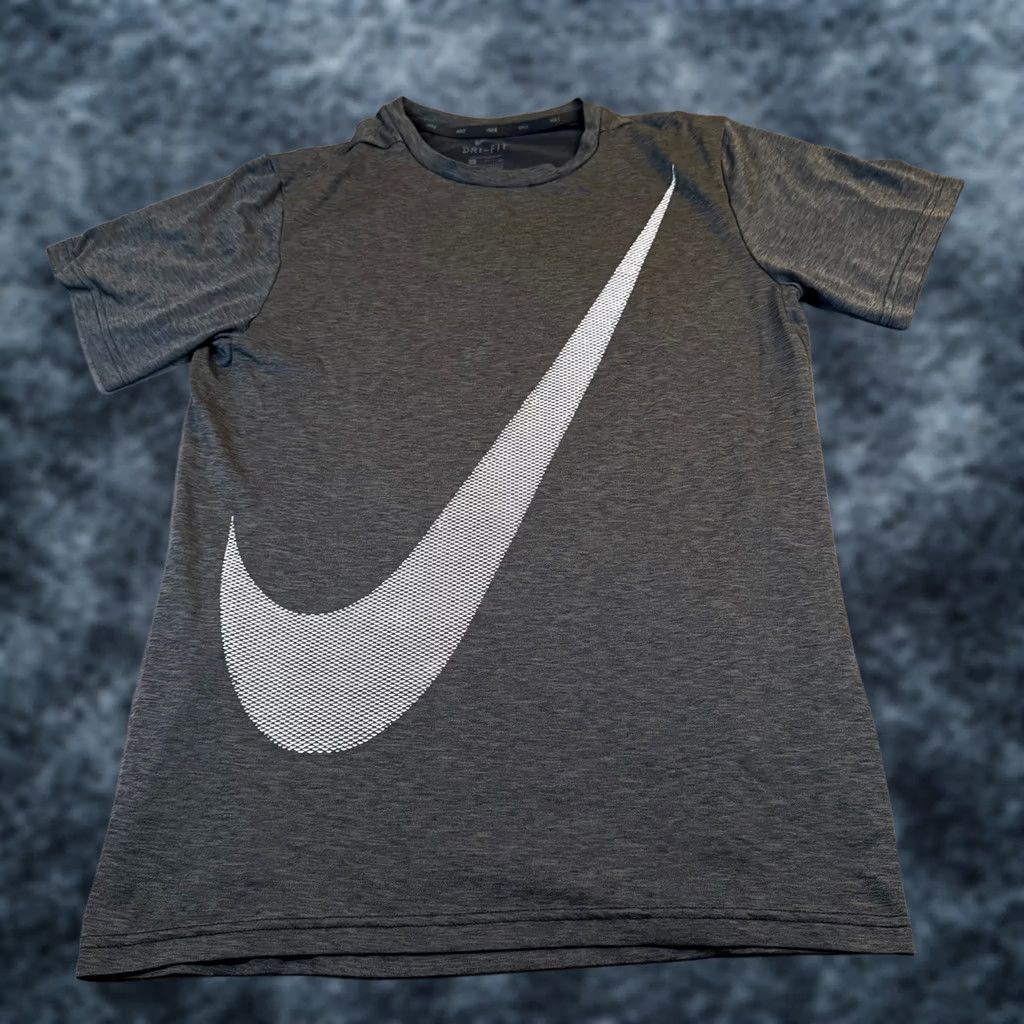 Nike Nike Dri-FIT Graphic T Shirt Mens Small Gray Heathered Large Swoosh Athletic Size US S / EU 44-46 / 1 - 1 Thumbnail