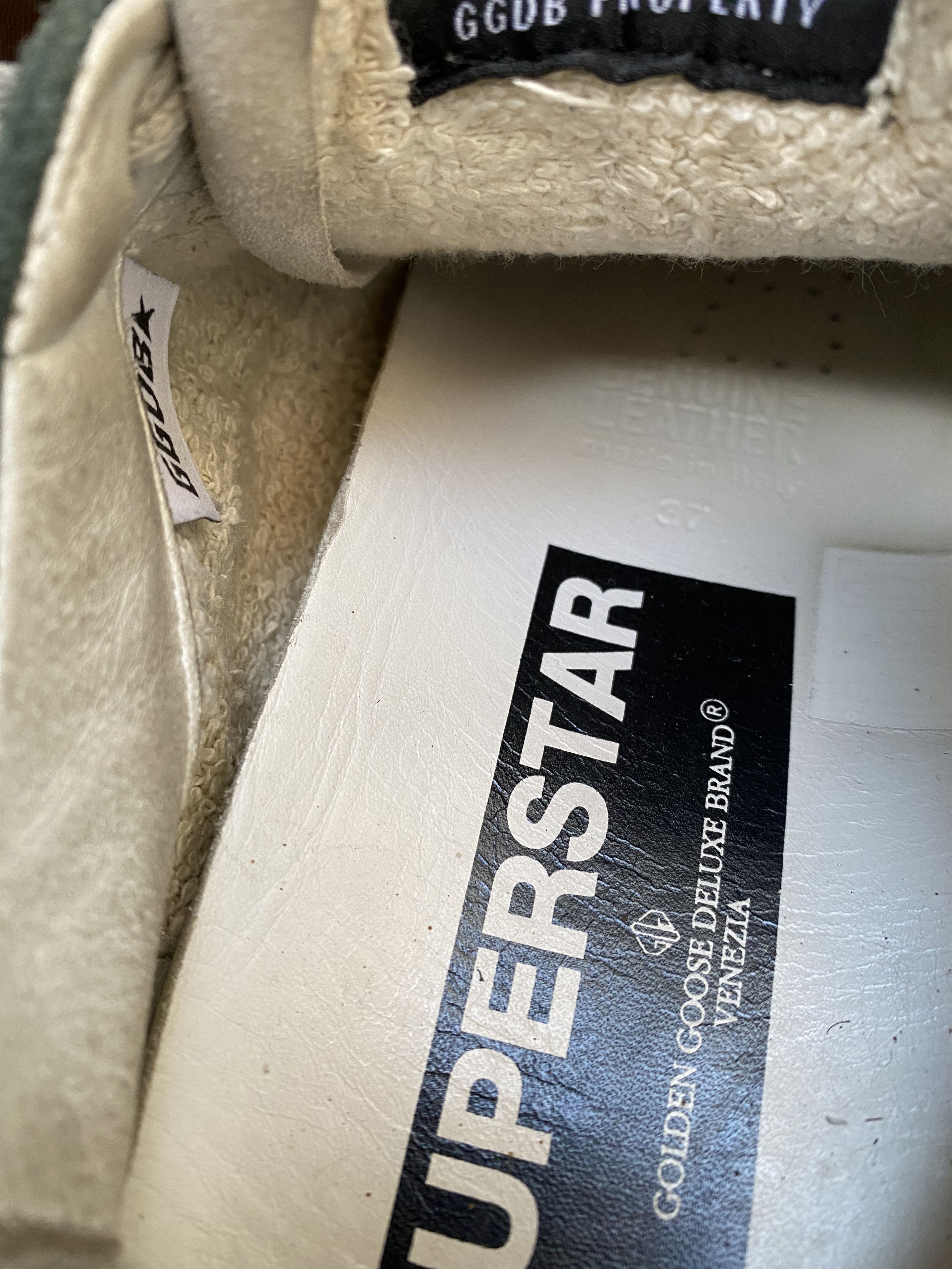 Golden Goose Golden goose superstar low top distressed sneakers sz 37 Size US 7 / IT 37 - 12 Thumbnail