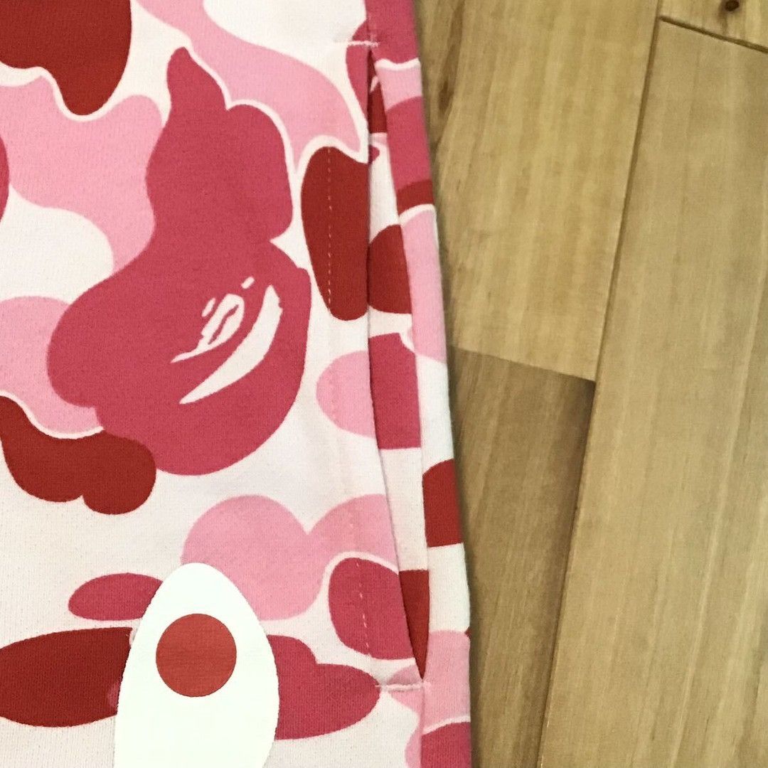 Bape BAPE ABC camo Pink Side Shark sweat shorts APE ★size M Size US 32 / EU 48 - 6 Thumbnail