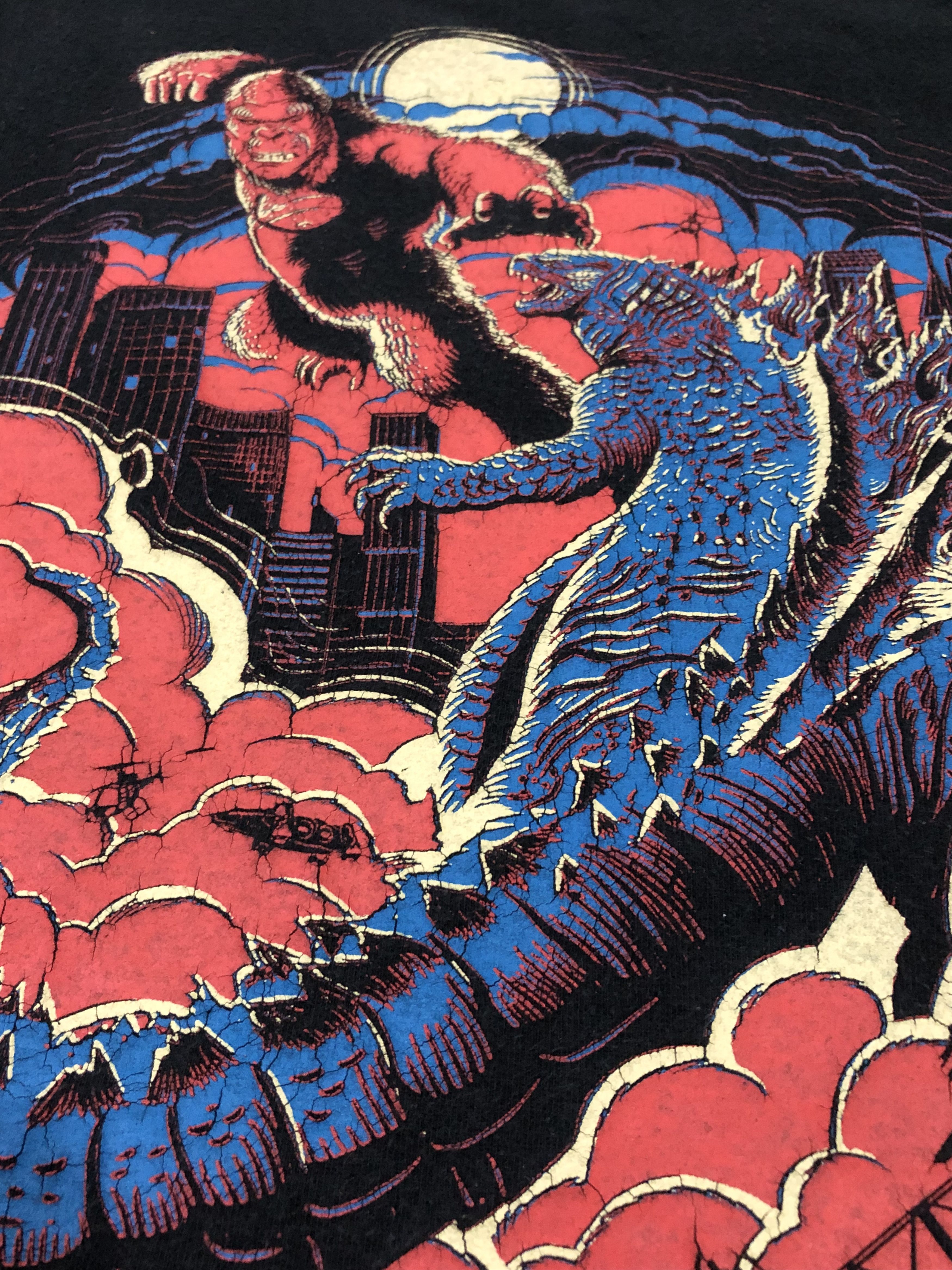 Arts & Science × Vintage Vintage Godzilla vs Kong Tshirt Size US XL / EU 56 / 4 - 4 Thumbnail