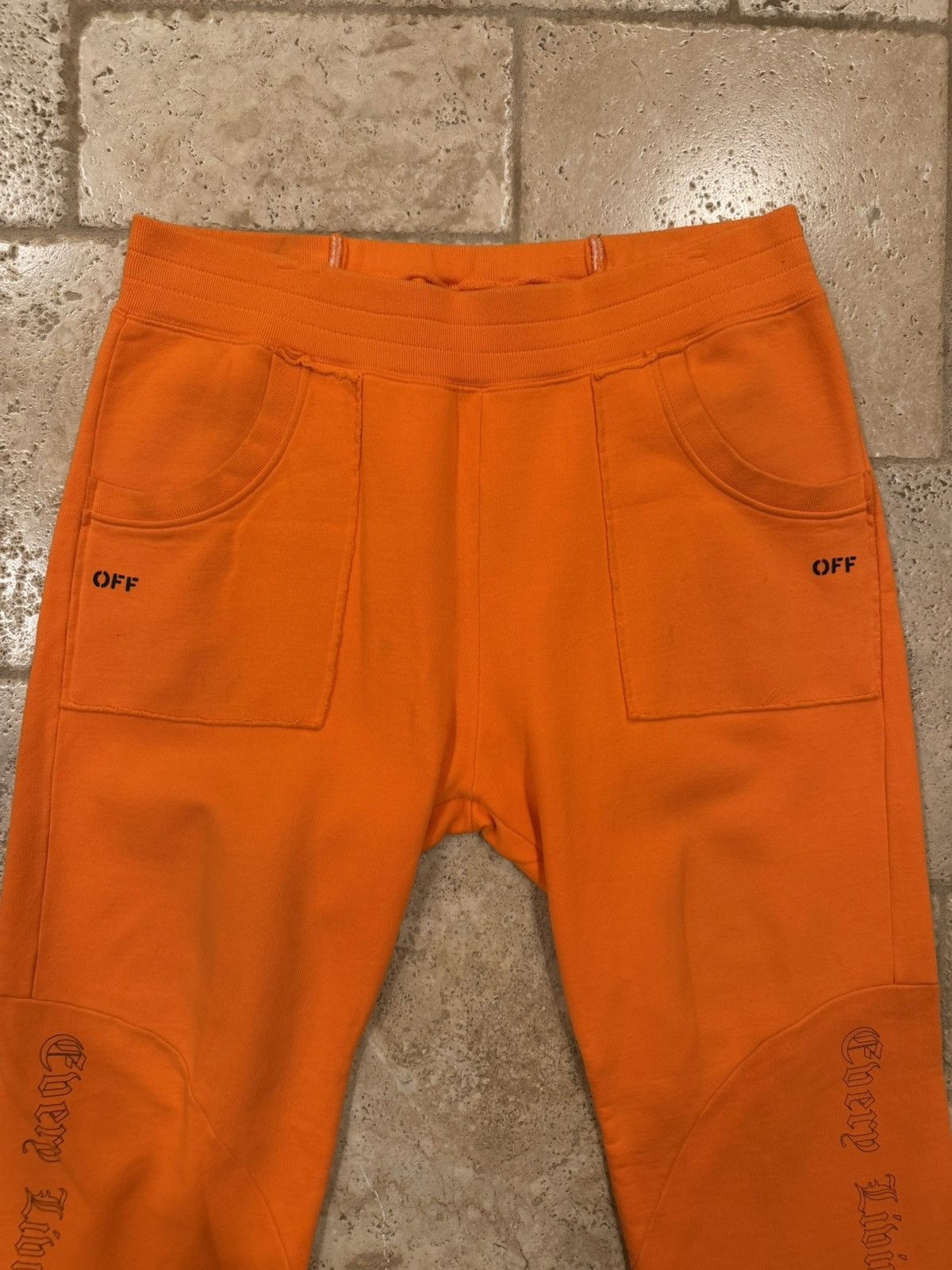 Off-White × Vlone Vlone x Off-White 2016 Orange Logo Sweatpants Size US 38 / EU 54 - 6 Thumbnail