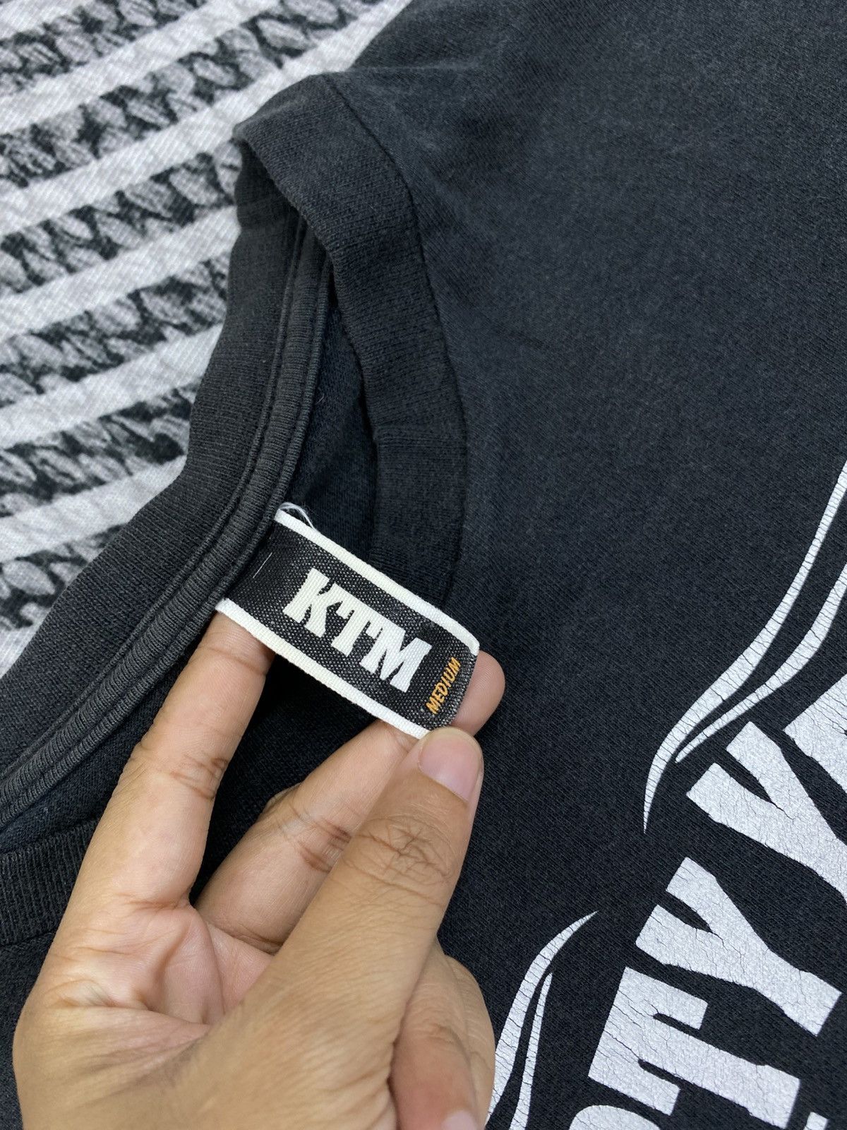 Hysteric Glamour 🔥STEALS KTM Drinker Hysteric Glamour Wording Shirt Size US M / EU 48-50 / 2 - 5 Thumbnail
