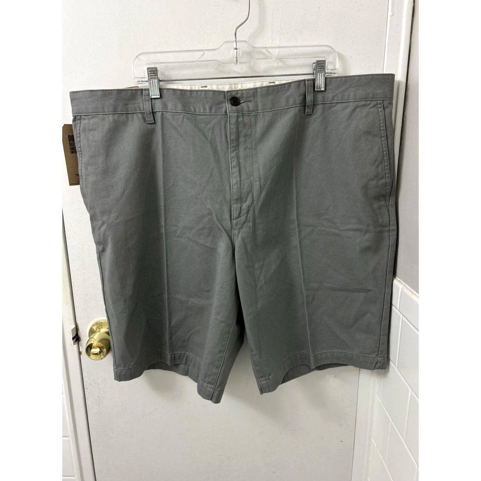 Dockers DOCKERS The Perfect Shorts Mens 44 Gray Cotton Chino Flat Front 10" NWT Size US 44 / EU 60 - 5 Thumbnail