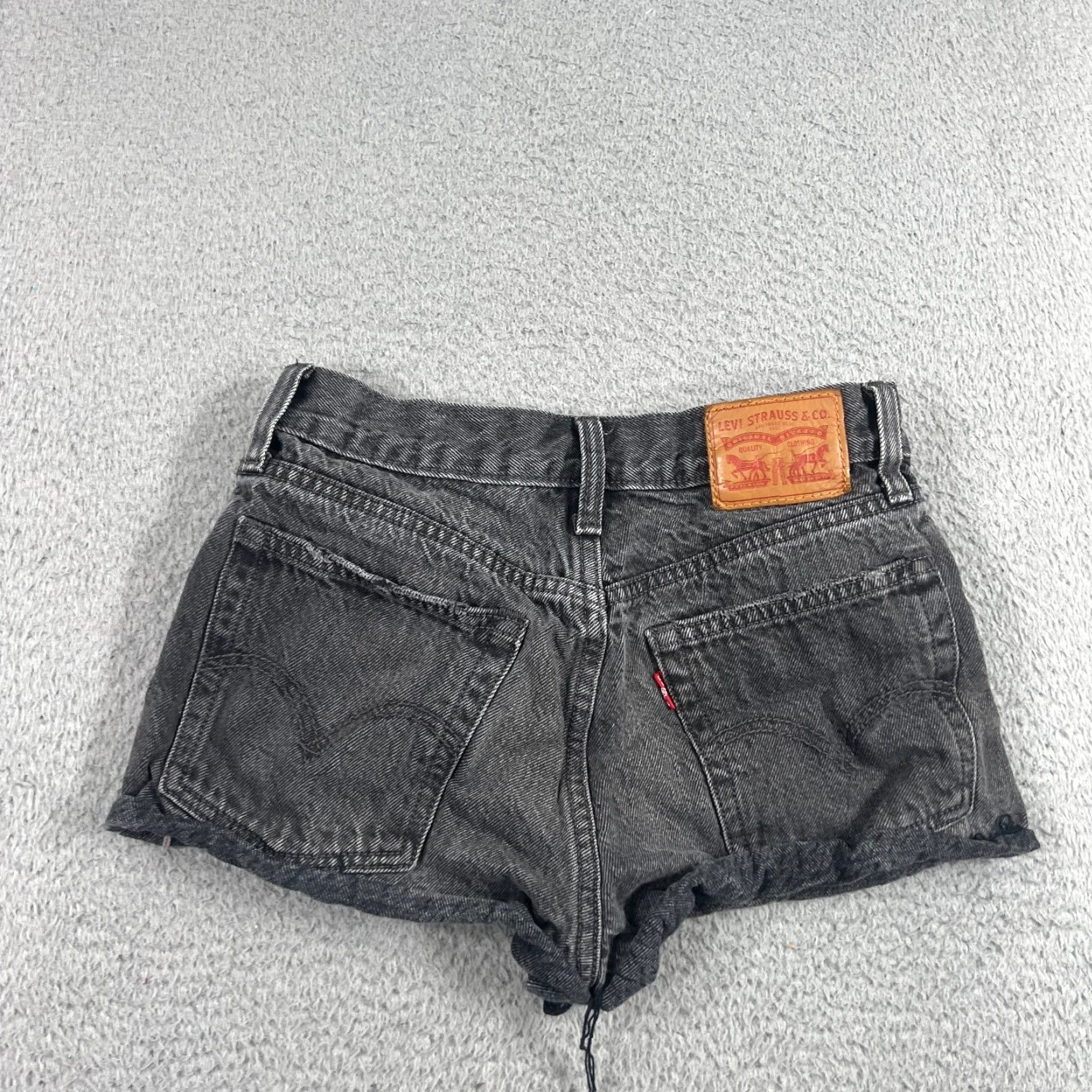 Levi's Levi's Selvedge Shorts Womens 25 Black Denim Size 42" / US 20 - 6 Thumbnail