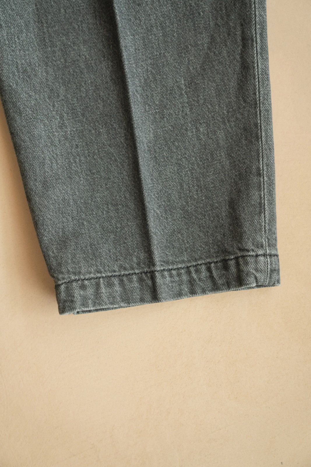 Farah FARAH TWO TUCK WIDE TAPERED PANTS 24FW Size US 32 / EU 48 - 6 Thumbnail