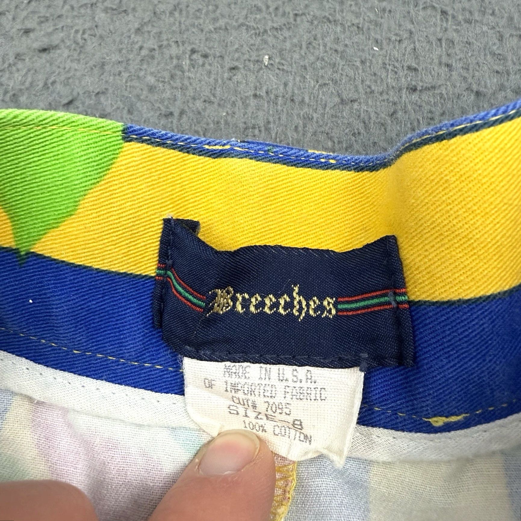 Vintage VINTAGE Breeches Shorts Womens 8 Yellow Blue Striped Floral Hawaiian Tropical Shirt Size 30" / US 8 / IT 44 - 4 Thumbnail