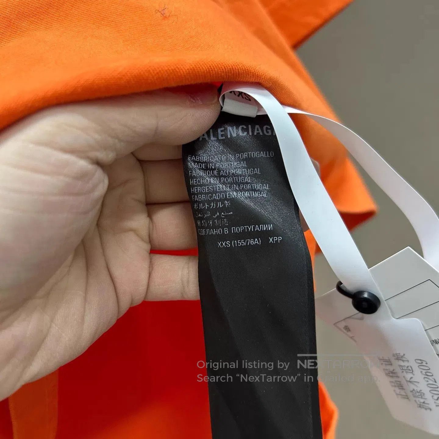 Balenciaga Orange Short-Sleeve Oversized T-Shirt. Size US XXS / EU 40 - 4 Thumbnail
