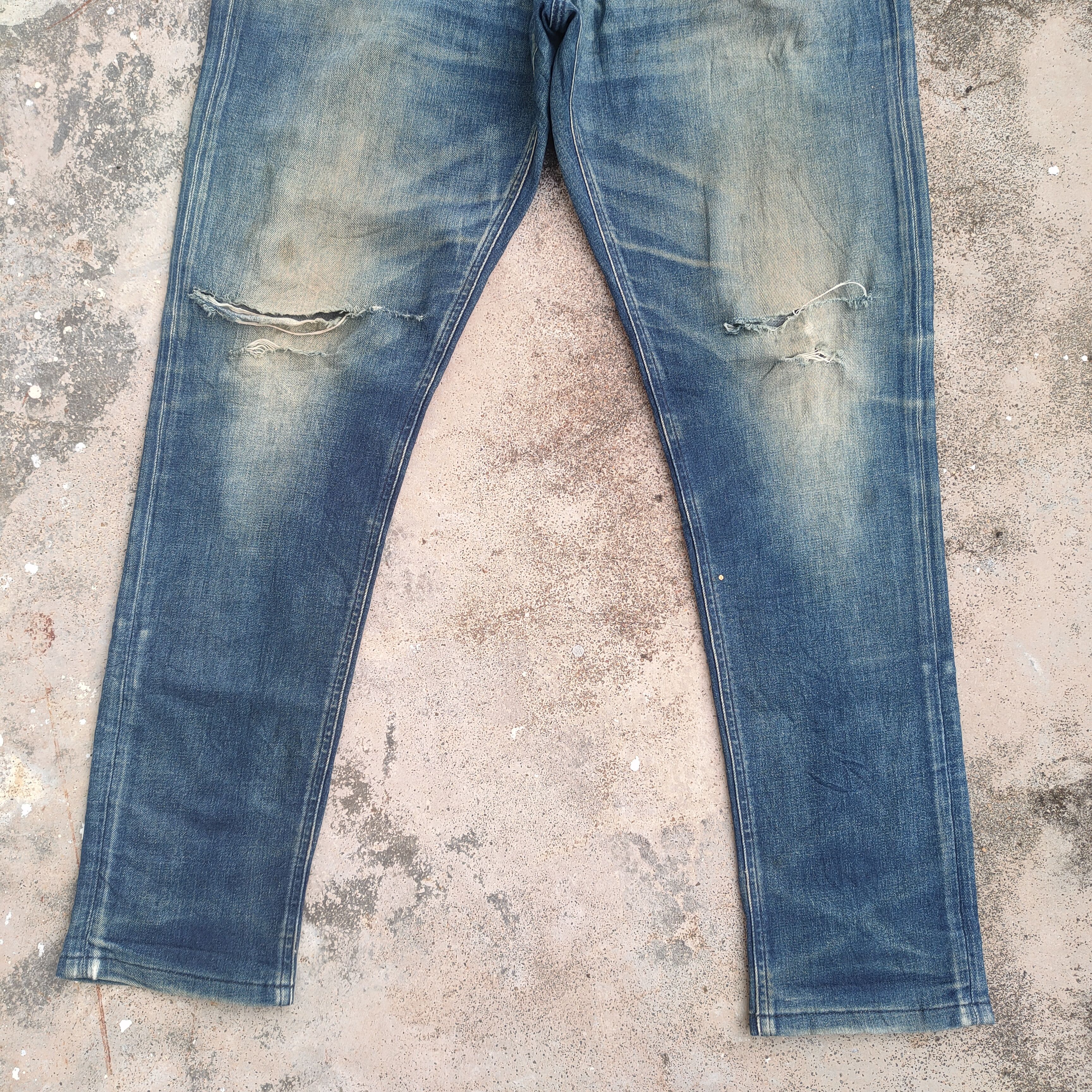 Burberry VINTAGE BURBERRY BLACK LABEL RUSTY RIPPED DENIM JEANS PANTS Size US 35 - 3 Thumbnail