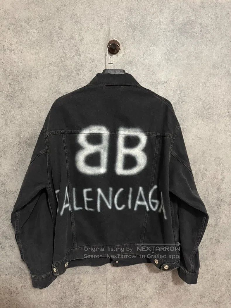 Balenciaga Balenciaga Solid Color Graffiti Single Button Lapel Long S Size US XS / EU 42 / 0 - 1 Thumbnail
