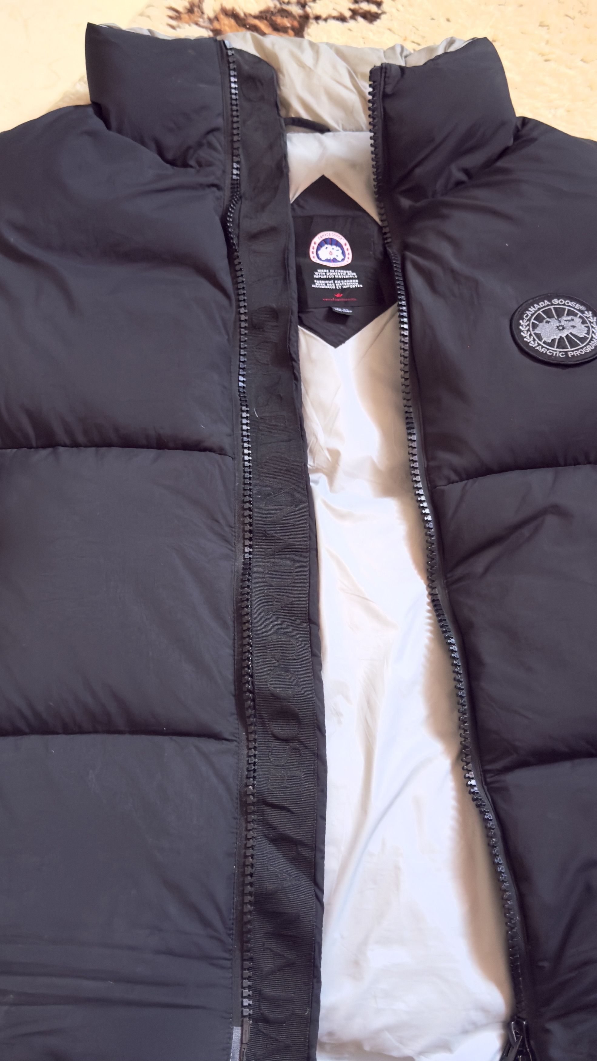 Canada Goose 🔥 Canada goose vest puffer black label lawrence xl Size US XL / EU 56 / 4 - 6 Thumbnail