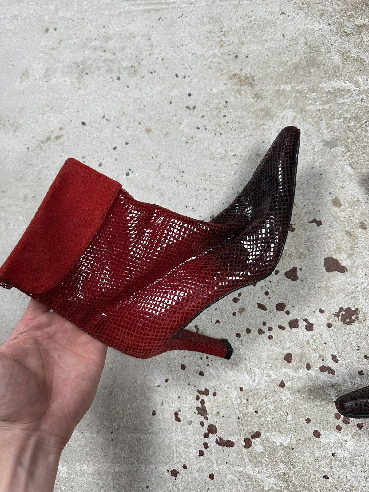 Stuart Weitzman Stuart Weitzman Snakeskin Gradient Red Apollo Botties High Size US 7.5 / IT 37.5 - 7 Thumbnail