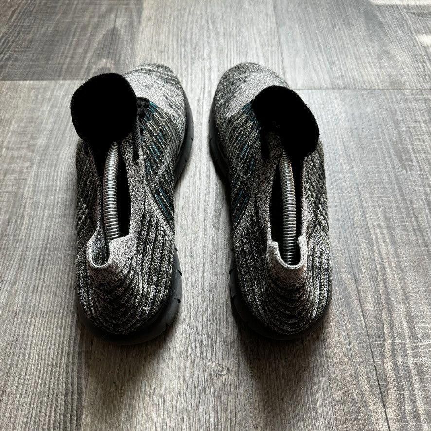 Nike NIKE •• Free RN Flyknit (11M) Size US 11 / EU 44 - 8 Thumbnail