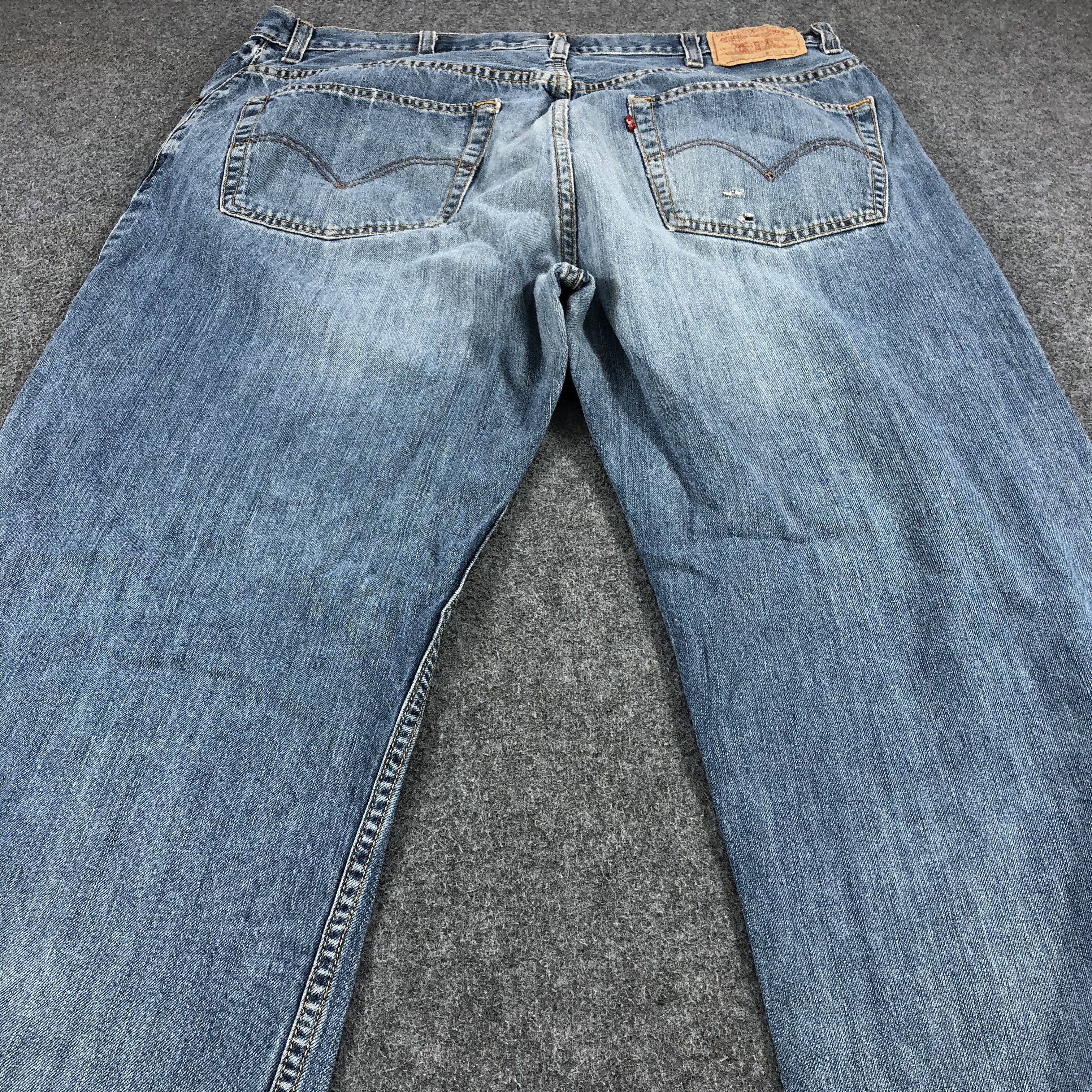 Levi's × Vintage Vintage Blue Wash Levis 559 Jeans-JM1039 Size US 40 / EU 56 - 4 Thumbnail