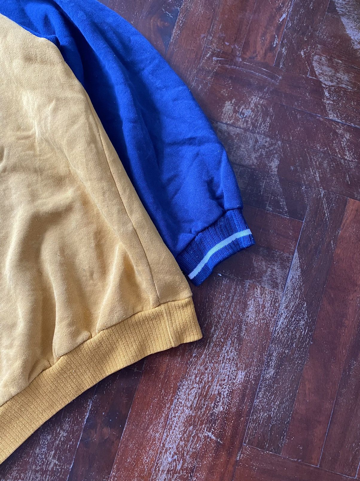 Vintage Nike Spell Out Swoosh Sweatshirt Crewneck Sweater