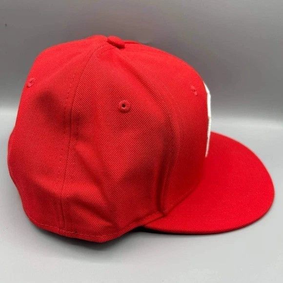 Other Wisconsin Badgers Hat Men 7 3/8 Embroidered Fanatics Fitted Size ONE SIZE - 6 Thumbnail