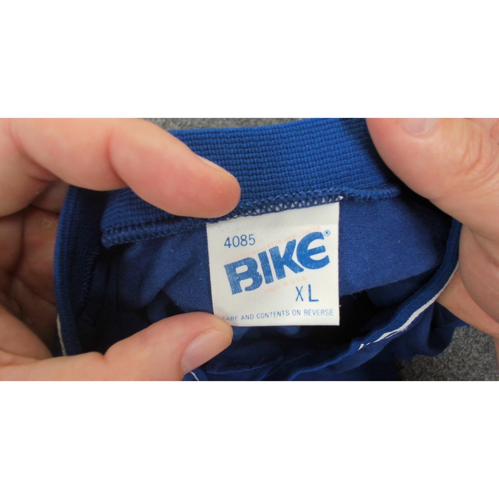 Vintage Bike Athletic 80s Single Stitch Old English Baseball Henley Size US L / EU 52-54 / 3 - 4 Thumbnail