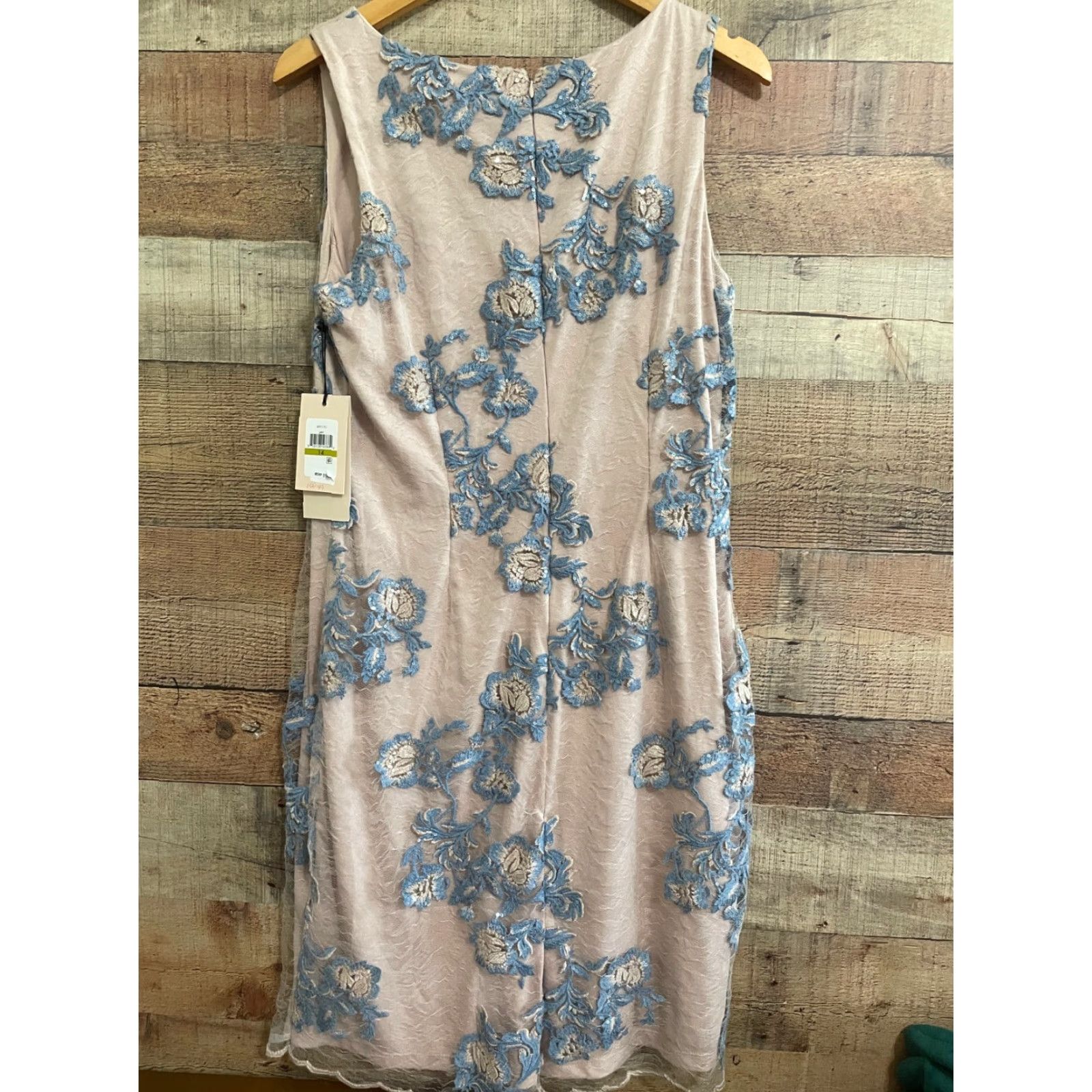 Vintage Ivanka Trump Embroidered Sheath Dress Woman Size 14 NWT Size XL / US 12-14 / IT 48-50 - 3 Thumbnail