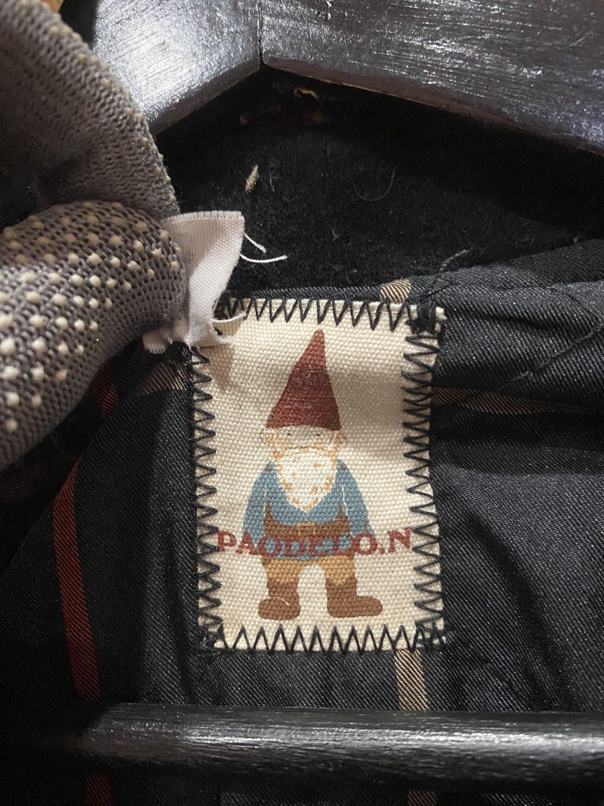 Vintage Vintage PAODETON Embroidered Gnome Bomber Jacket Zip-Up Size US L / EU 52-54 / 3 - 8 Thumbnail