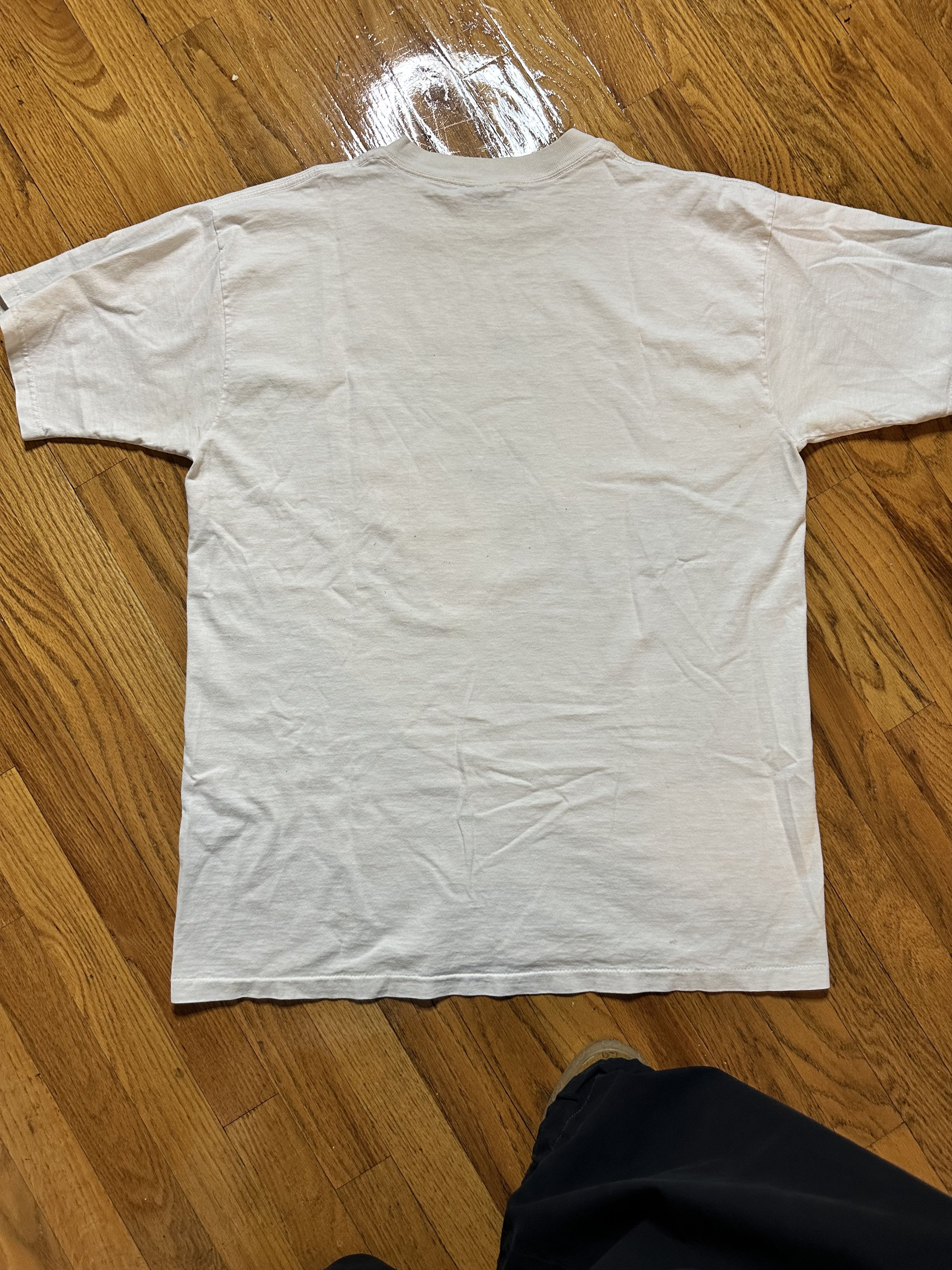 Band Tees VINTAGE THE BEATLES TEE YELLOW SUBMARINE 1999 Size US XL / EU 56 / 4 - 9 Thumbnail