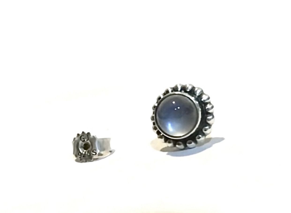 Georg Jensen Georg Jensen Sterling Silver No. 9 a single piercing earring Size ONE SIZE - 2 Thumbnail