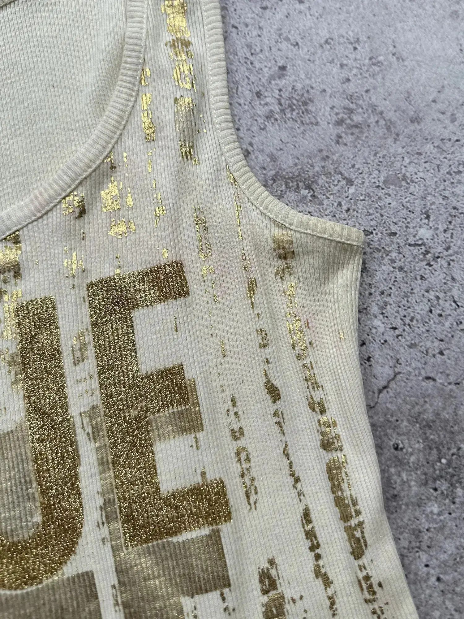 Japanese Brand Vintage Ribbed Tank Top C424(V596)(E8) Size S / US 4 / IT 40 - 2 Thumbnail