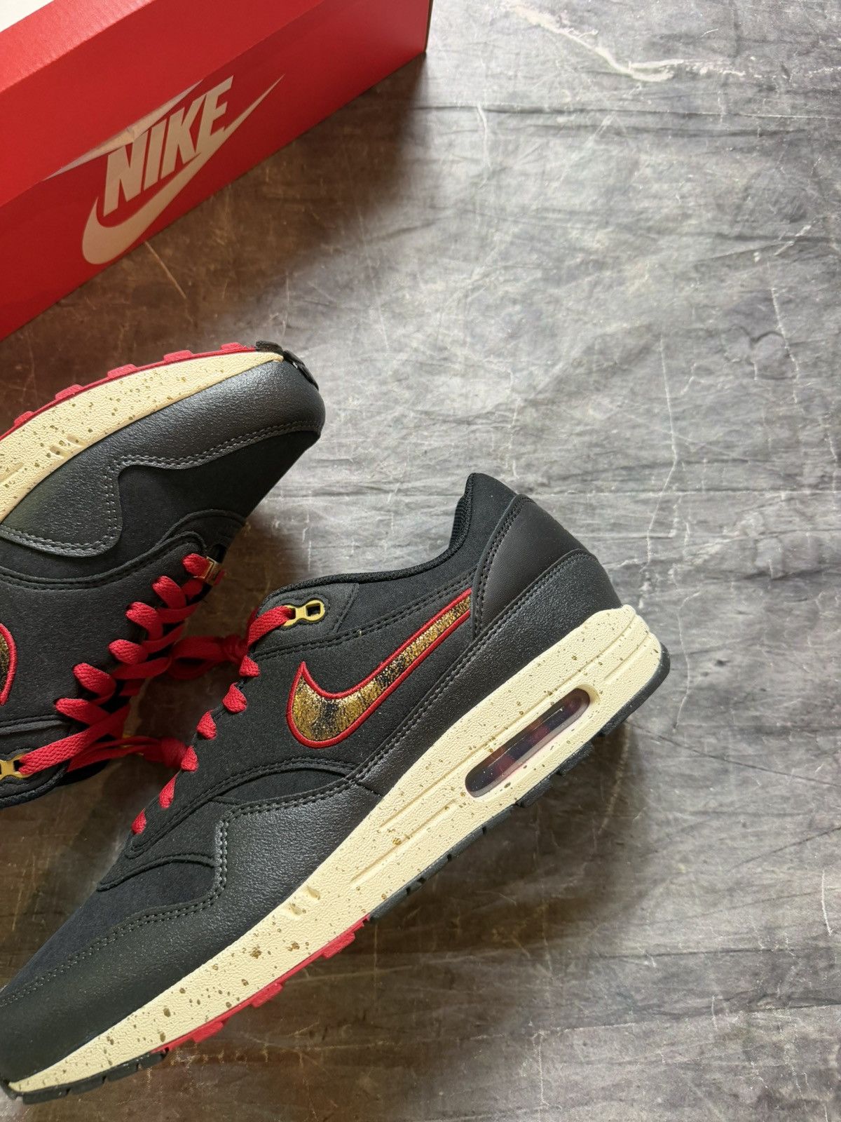 Nike Nike Air Max 1 Pittsburgh Pirates City Connect Size US 12 / EU 45 - 3 Thumbnail