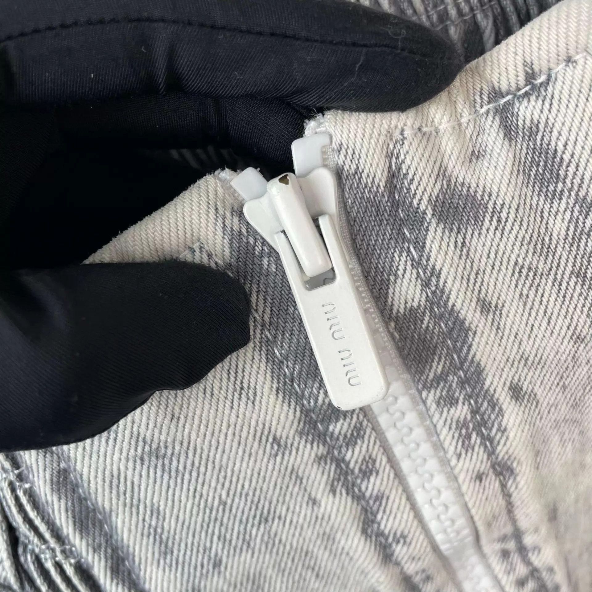 Miu Miu MIU MIU Denim Zip Skirts 36 Size 25" / US 0 / IT 36 - 5 Thumbnail