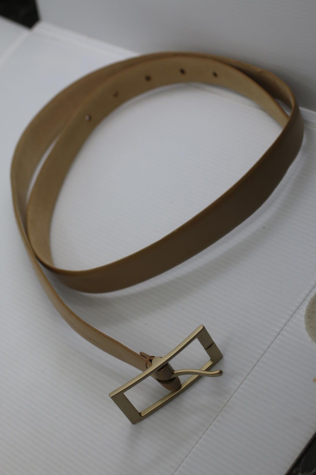 Other Kenneth Cole Genuine Leather Belt Tan Gold Buckle Large Men Size ONE SIZE - 1 Thumbnail