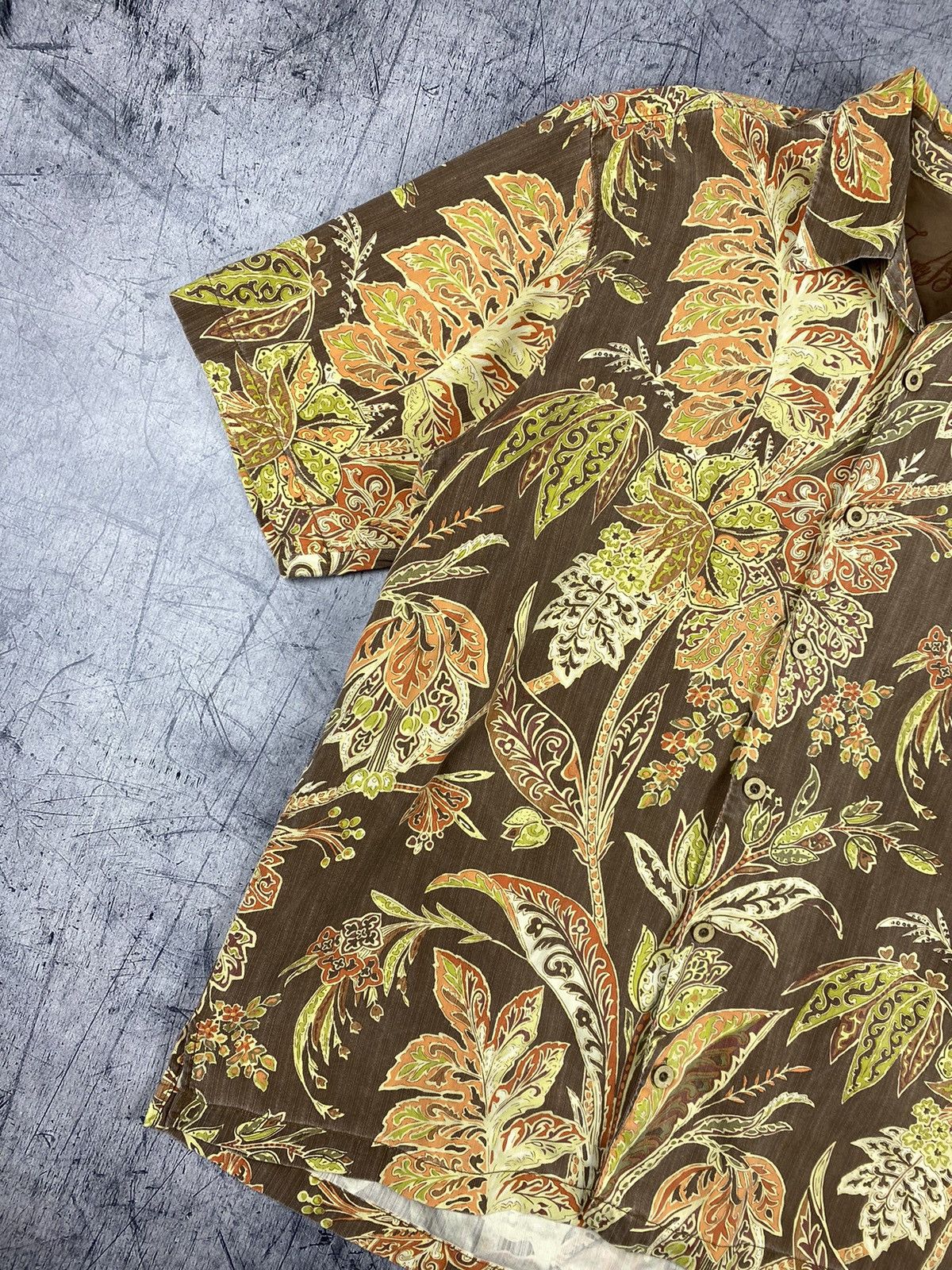 Tommy Bahama Vintage Tommy Bahama Crazy Hawaii Shirt Size M Size US M / EU 48-50 / 2 - 3 Thumbnail