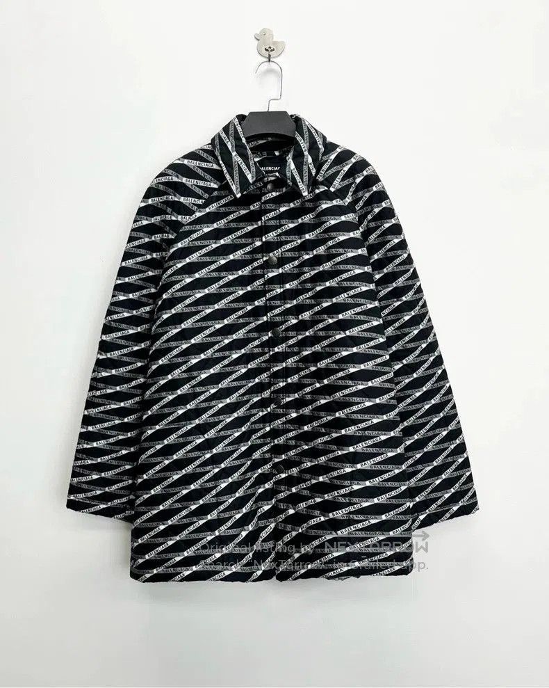 Balenciaga Balenciaga Striped Logo Light Jacket. Size US XL / EU 56 / 4 - 1 Thumbnail